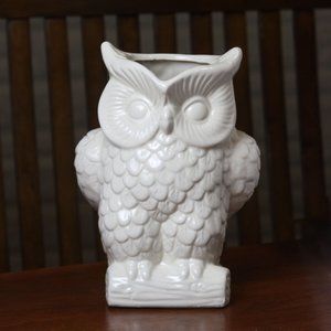 Two's Company Ceramic Cream Owl Pitcher Vase